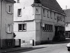 Gasthaus Schlüssel mit Eingang zur Klause